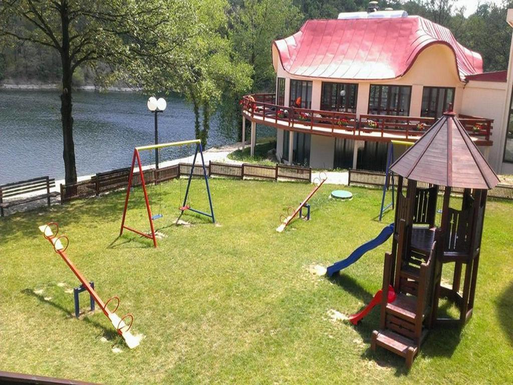 Hotel Jezero Bor Exterior foto